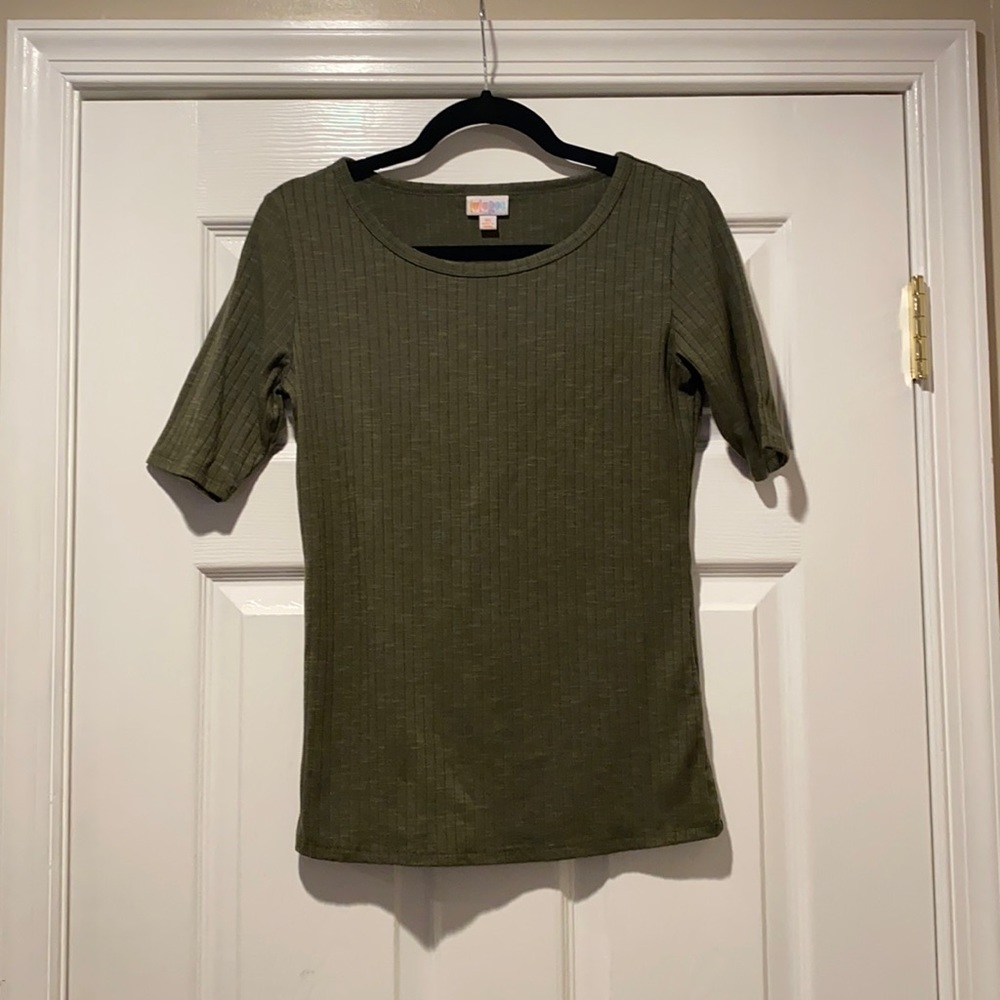 LuLaRoe Gigi Top~Size XS